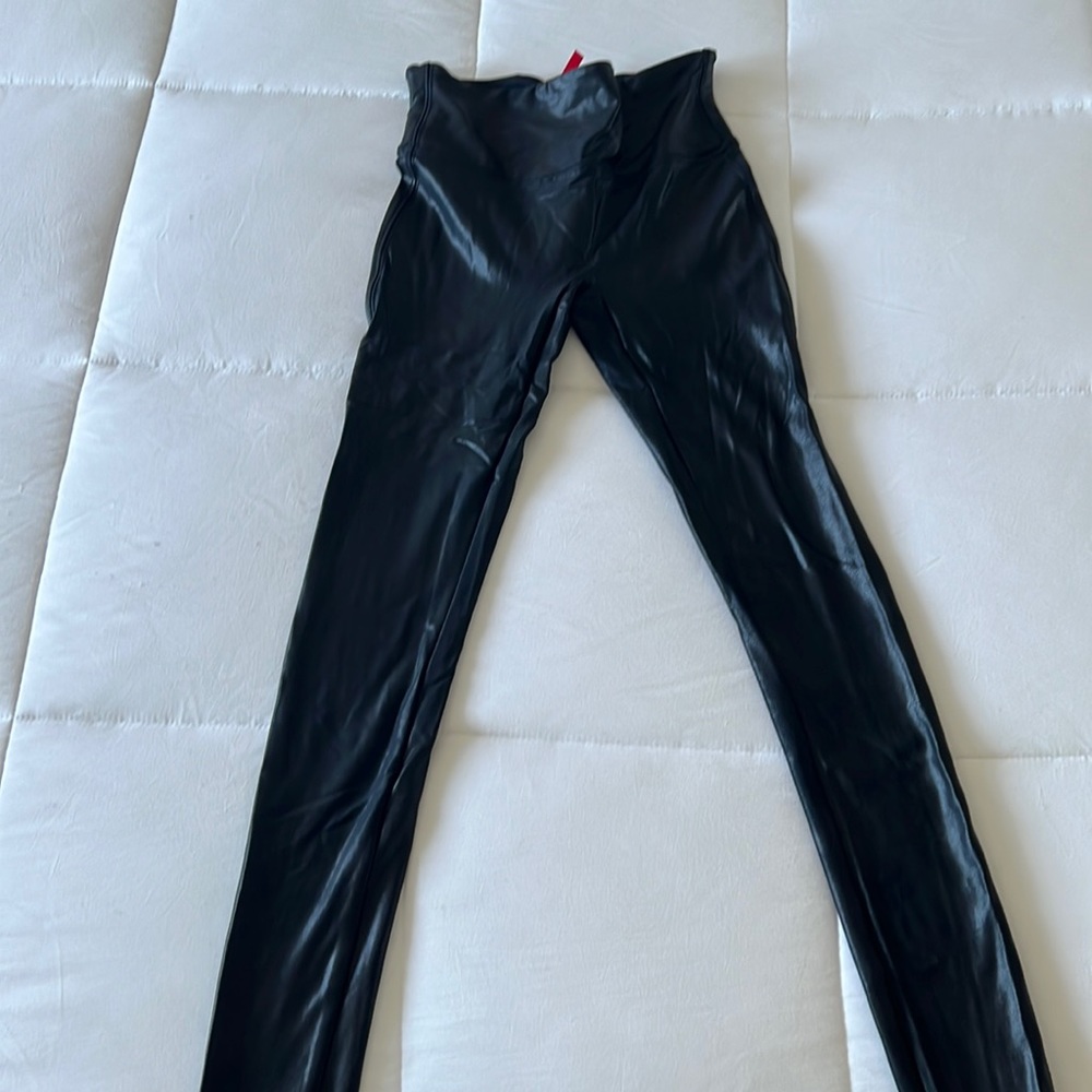 SPANX Faux leather legging